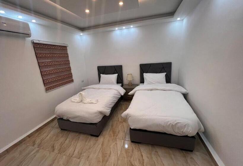 تختخواب و صبحانه Nabateans Home