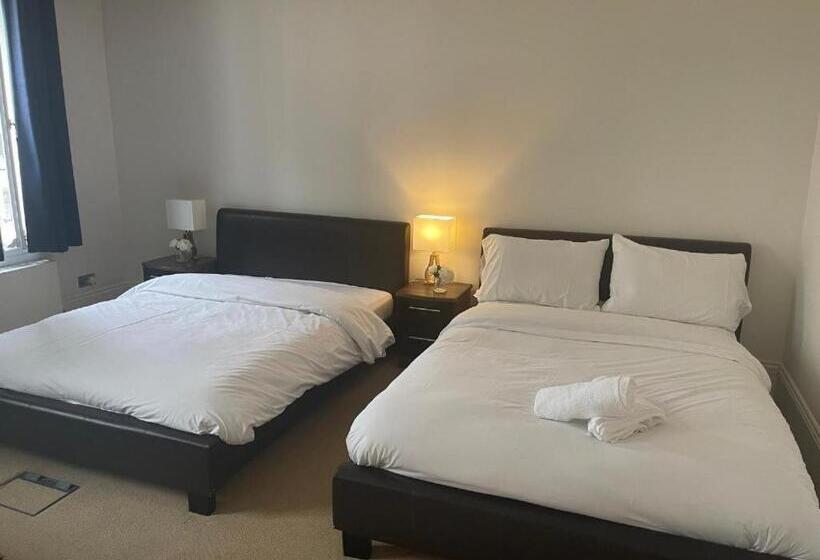 هتل The Chapter Mayfair Residences