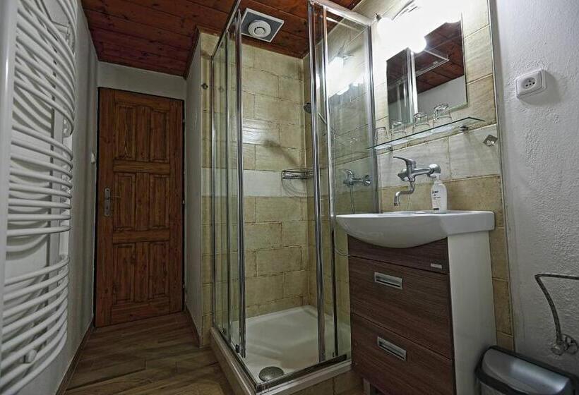 هاستل Penzion A Restaurace U Paseků