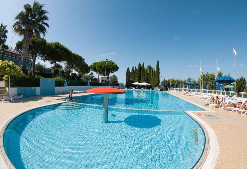 فندق Apulia Europe Garden Eco&sport Resort