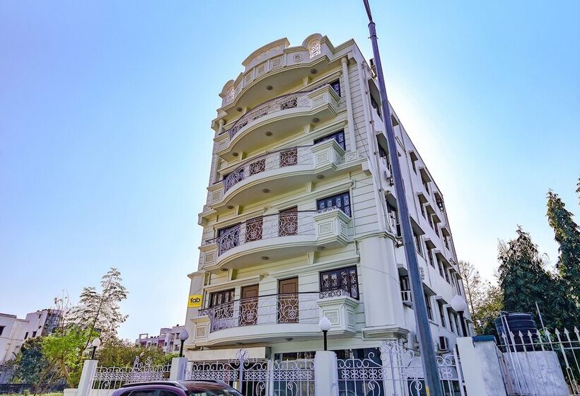 Fabhotel New Kolkata Residency Inn   Nr Axis Mall