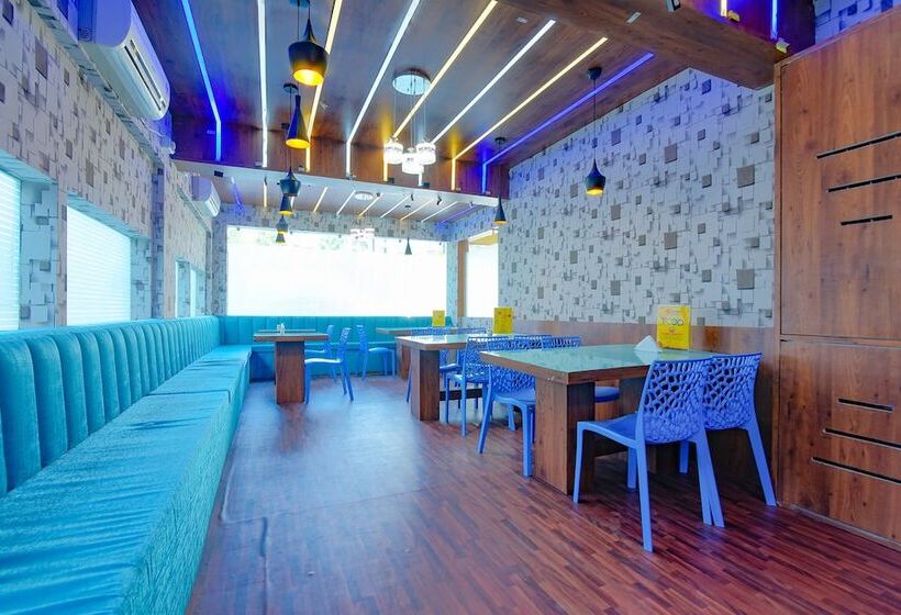 Fabhotel New Kolkata Residency Inn   Nr Axis Mall
