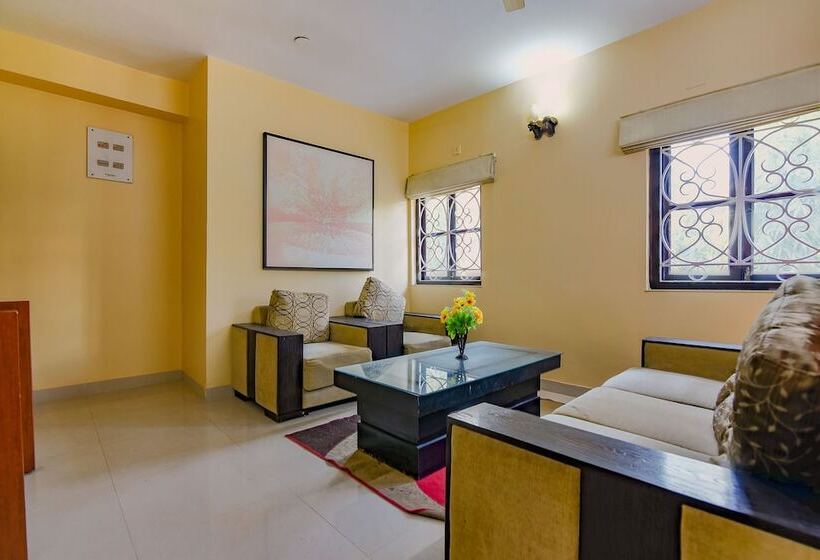 Fabhotel New Kolkata Residency Inn   Nr Axis Mall