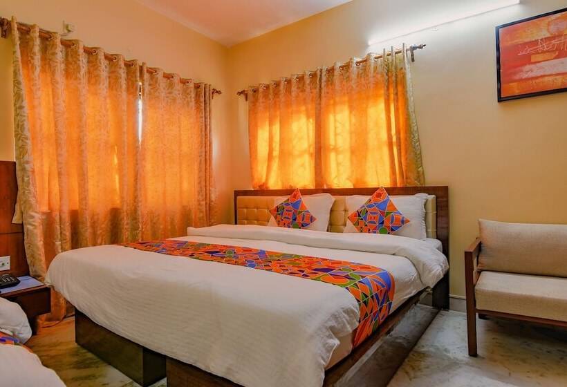 Fabhotel New Kolkata Residency Inn   Nr Axis Mall