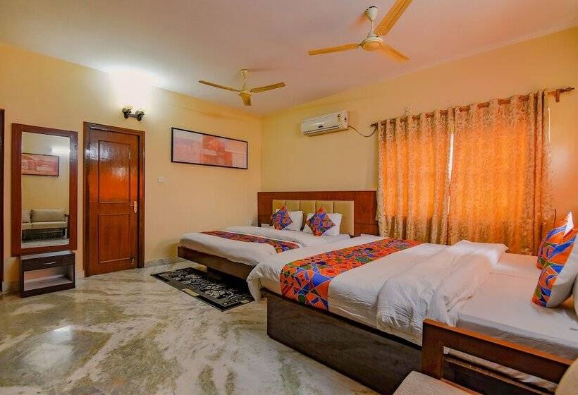 Fabhotel New Kolkata Residency Inn   Nr Axis Mall