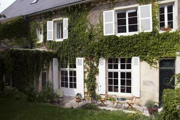 Bed and Breakfast La Maison Saint Aignan