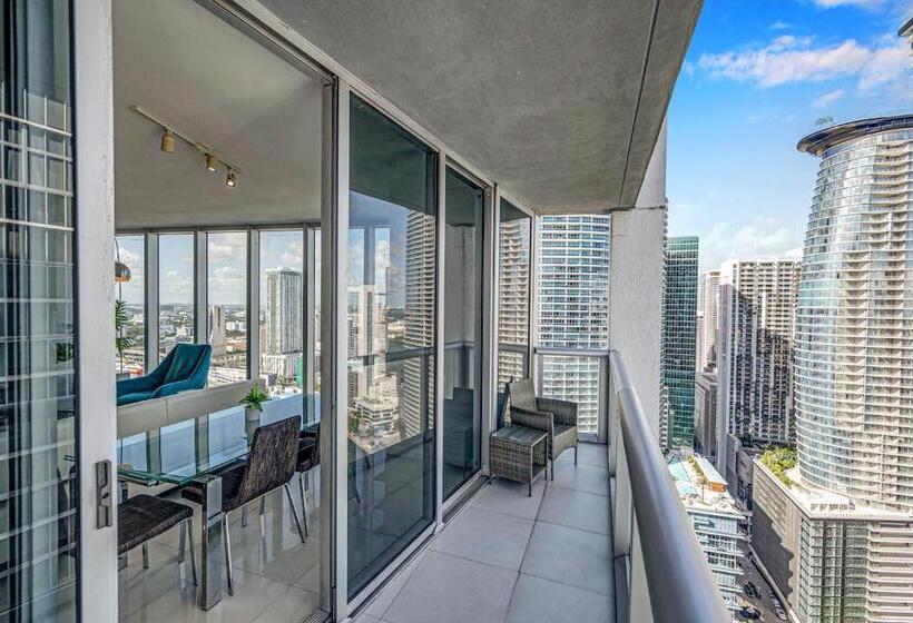 W Icon Brickell  Luxury 2br Highrise Corner Condo