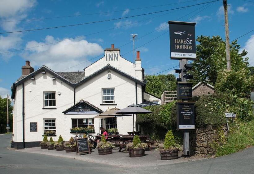 Общежитие The Hare And Hounds, Levens