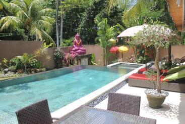 پانسیون Maylie Bali Villa & Bungalows
