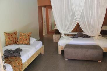 پانسیون Maylie Bali Villa & Bungalows