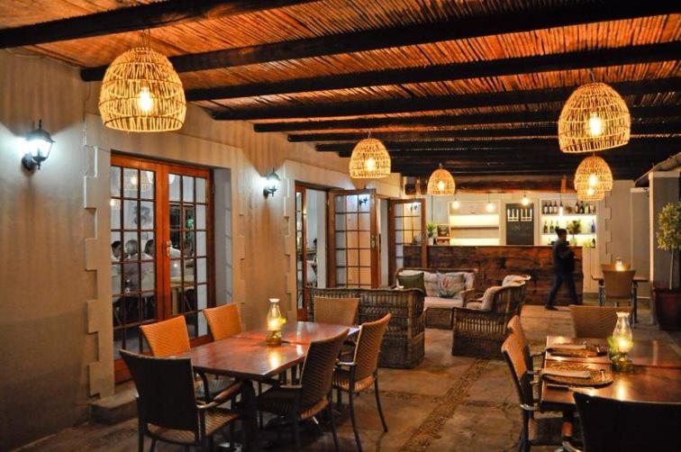 پانسیون Thorntree Country Lodge
