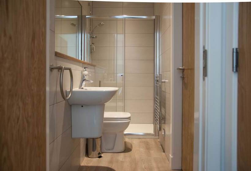 Braid Apartments By Mansley