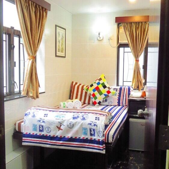 Budget Hostel Block D 10th Floor