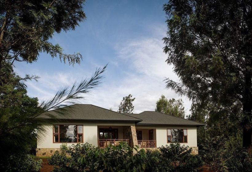 هتل Acacia Farm Lodge