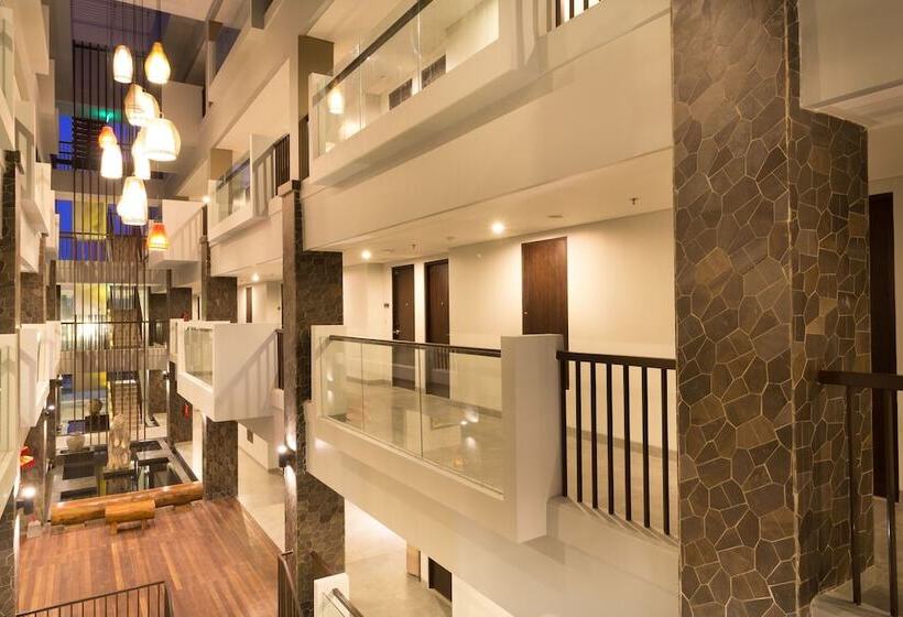 Fotos del hotel Horison Legian Bali:  12