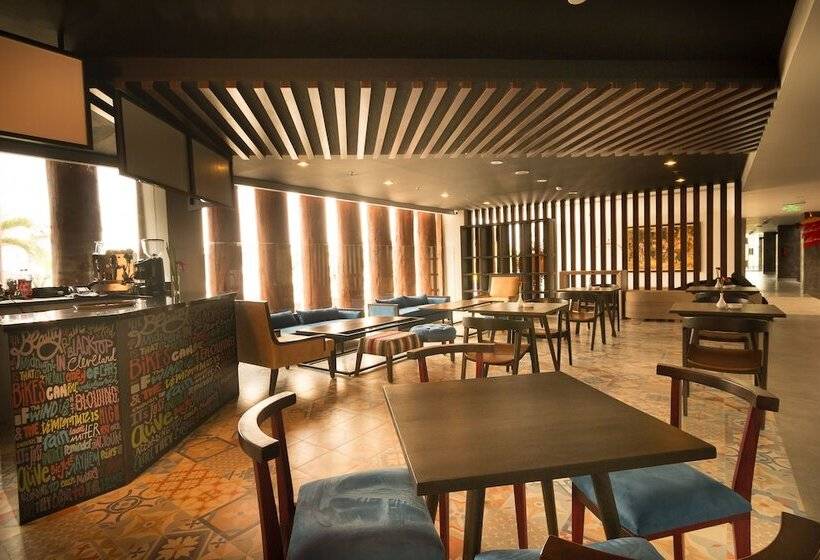 Fotos del hotel Horison Legian Bali:  18