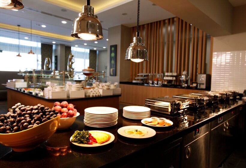 هتل Hilton Garden Inn Erzincan