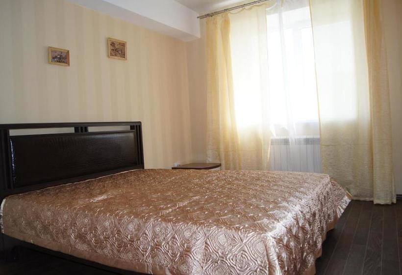 호텔 Irkutsk Hostel On Baykalskaya