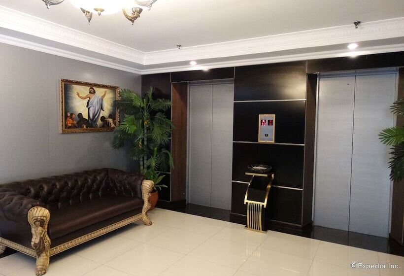 هتل Lido De Paris