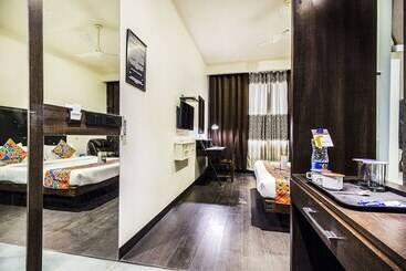 Fotos del hotel Fab Orbion Mall Road:  15