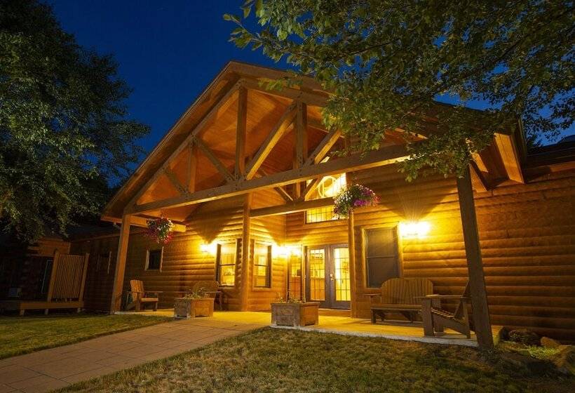 Отель Rockwell Lake Lodge