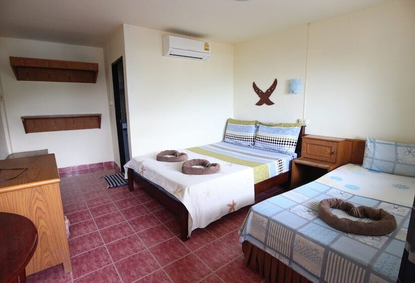 هتل Tara Inn At The Rock