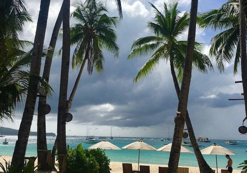 هتل The Rose Pike At Boracay