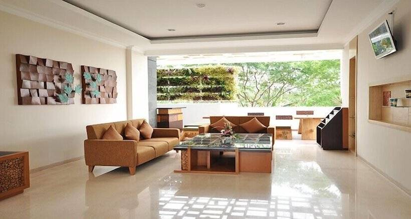 Fotos del hotel Travelday Bandung:  18