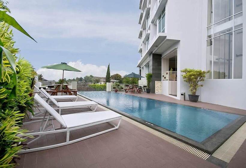 Fotos del hotel Travelday Bandung:  12