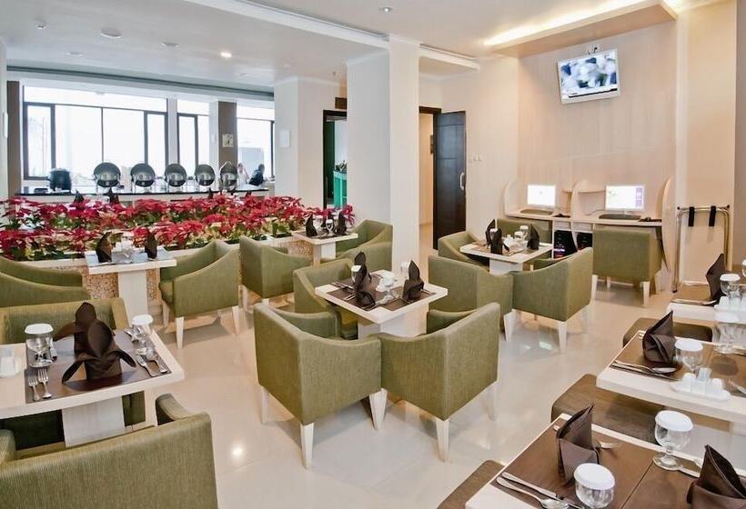 Fotos del hotel Travelday Bandung:  16