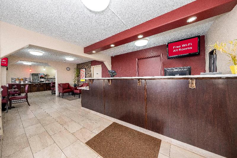 مُتل Red Roof Inn Plus+ Huntsville – Madison