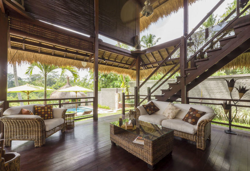 Kupu Kupu Private Villa