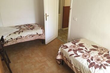 Hostel Veronique