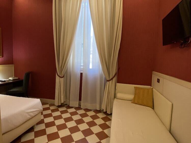 Fotos del hotel Dnb House:  17