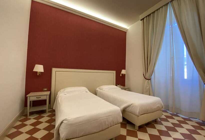 Fotos del hotel Dnb House:  4