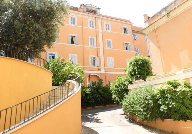 Fotos del hotel Dnb House:  61