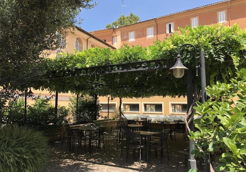 Fotos del hotel Dnb House:  71