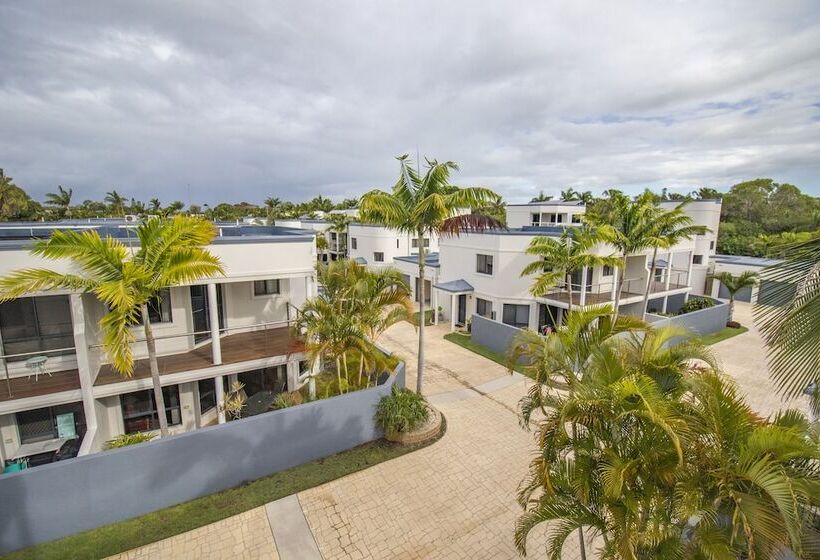هتل Grange Resort Hervey Bay