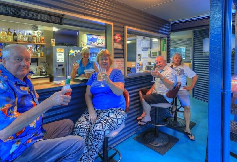 هتل Grange Resort Hervey Bay