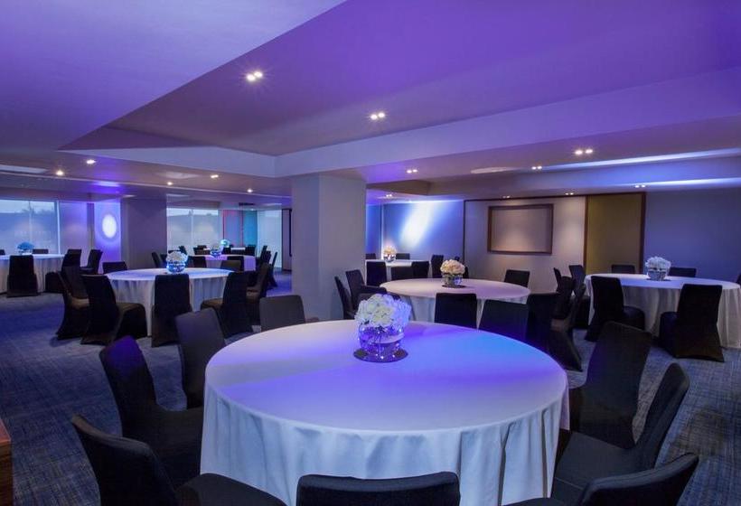 هتل Hyatt Place West London Hayes