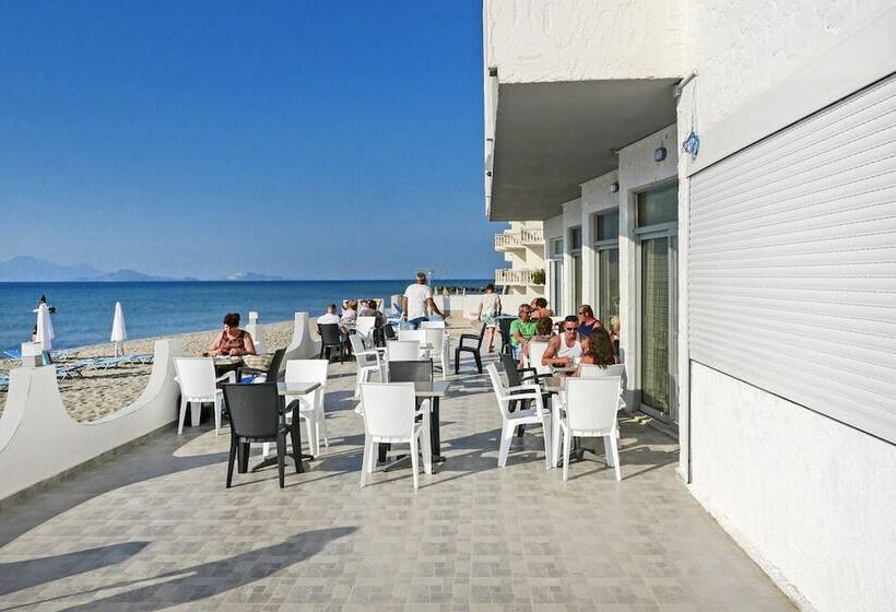 هتل Island Resorts Maya Beach