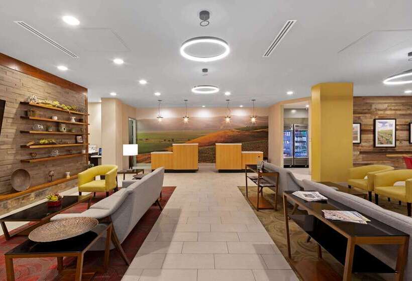 Отель La Quinta By Wyndham Morgan Hill San Jose South