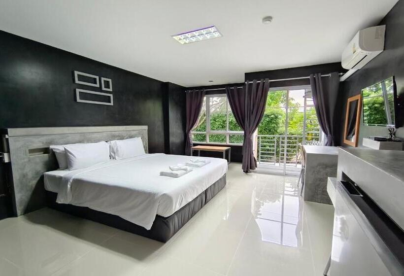 هتل Nano Place