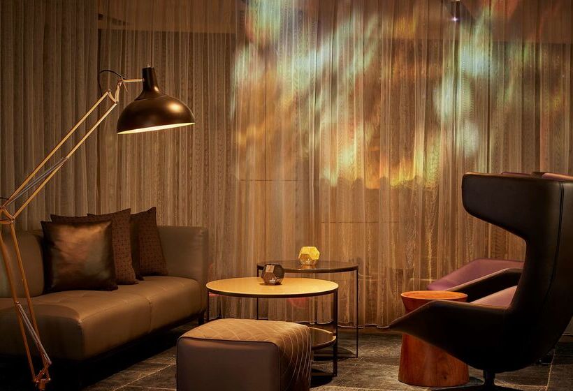 هتل Park Plaza London Waterloo