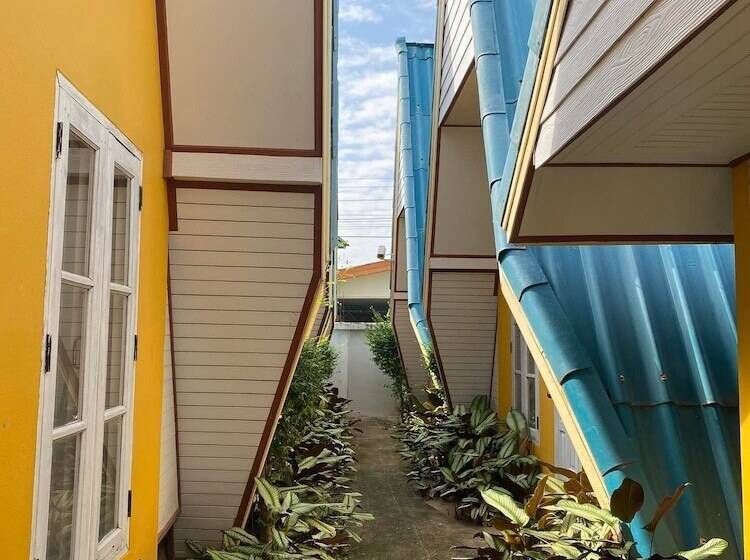 בית מלון כפרי Sila Resort