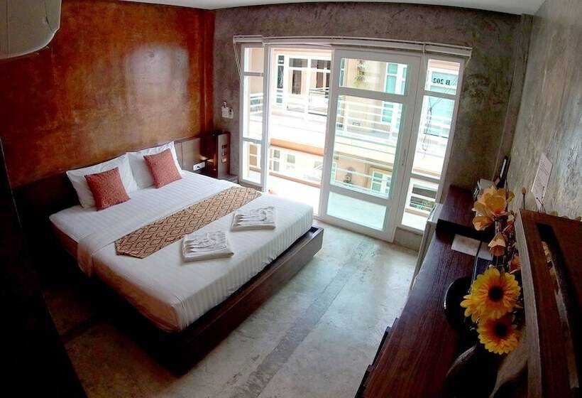 هتل Silver Sands Resort Koh Tao