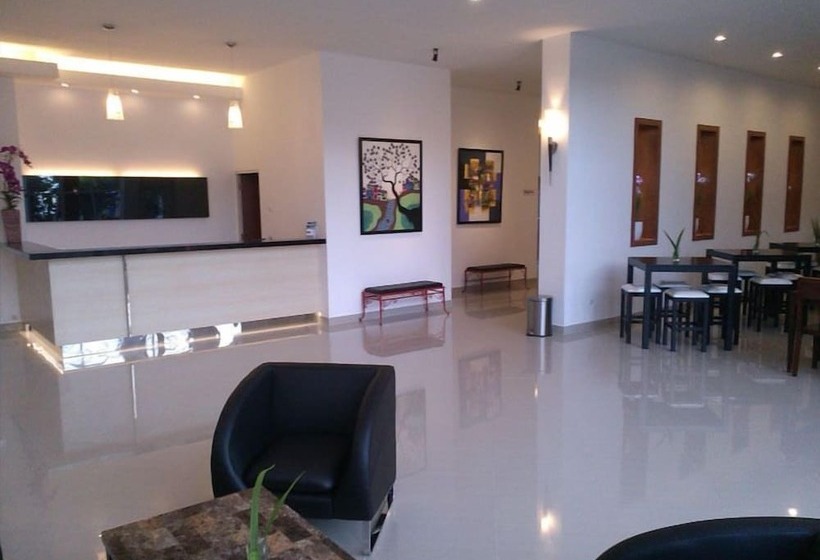 هتل Transit Pasuruan
