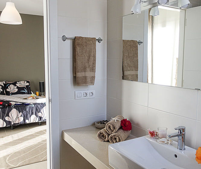 هتل Yucca Villas