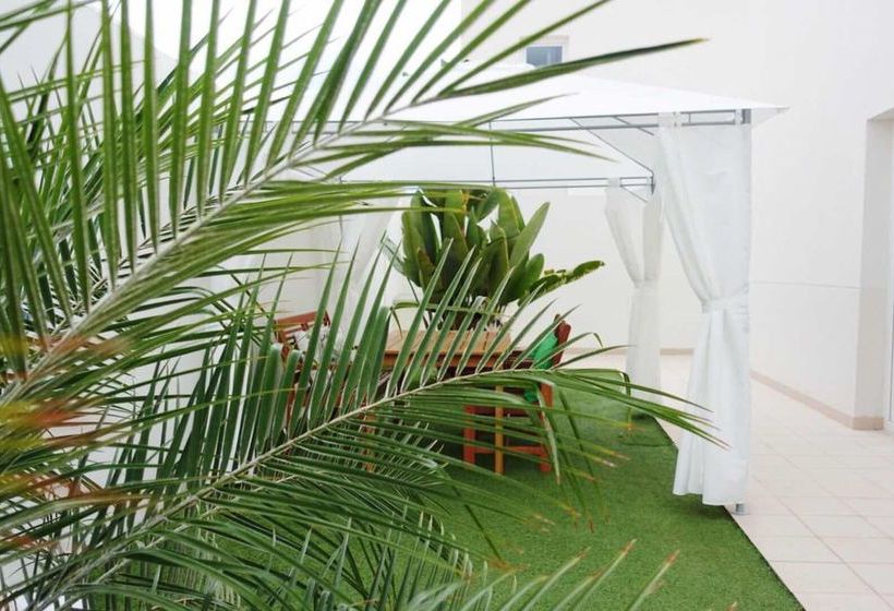 هتل Yucca Villas