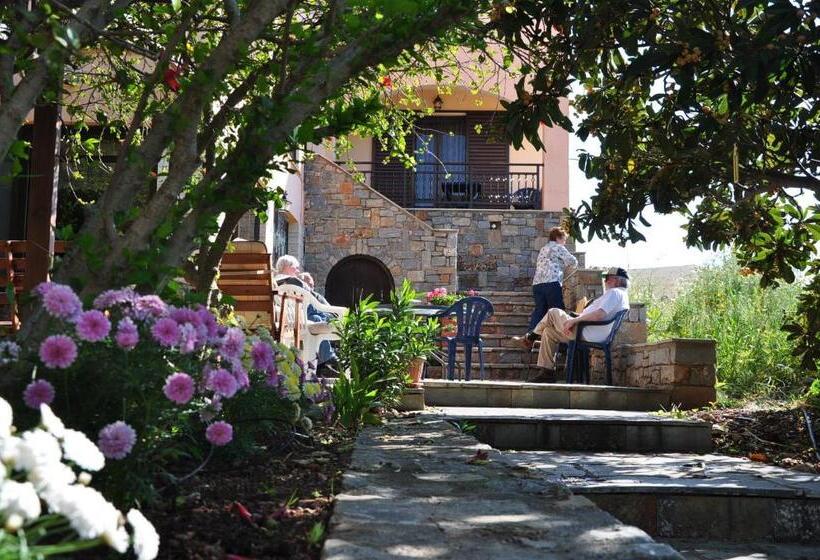 پانسیون House Margot